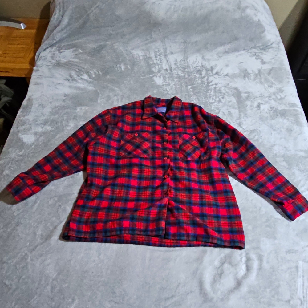 Pendleton Men's L Vintage Board Flannel Loop Collar Shirt Red Blue Green Pockets